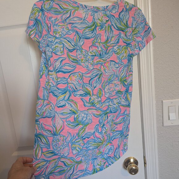 Lilly Pulitzer | Etta V-Neck |  Pelican Pink Off The Scales | EUC | S / M - Picture 7 of 11